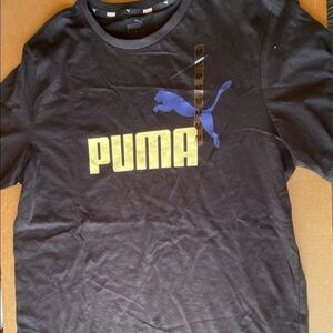 NWT Black Puma T-shirt. Size Medium